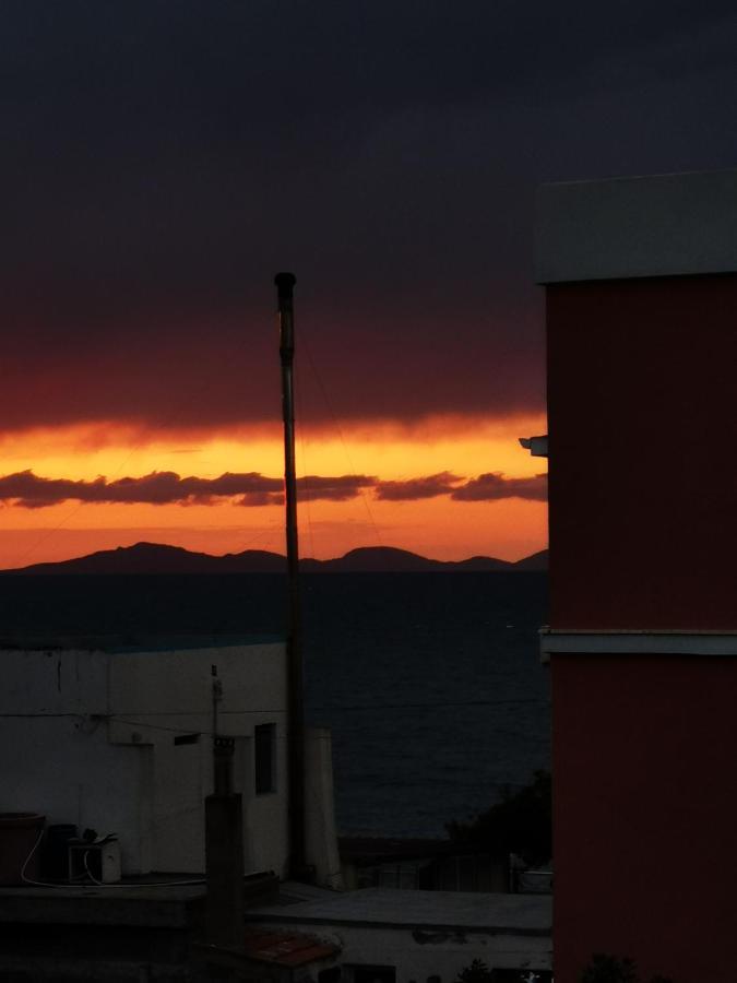 Casa Mea Posizione Strategica A Due Passi Dal Mare Apartment Porto Torres Bagian luar foto